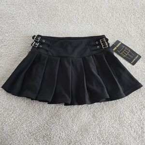 Free Haven Black Pleated Double-buckle Mini Skort Y2K Vibes Grunge Skater L NWT